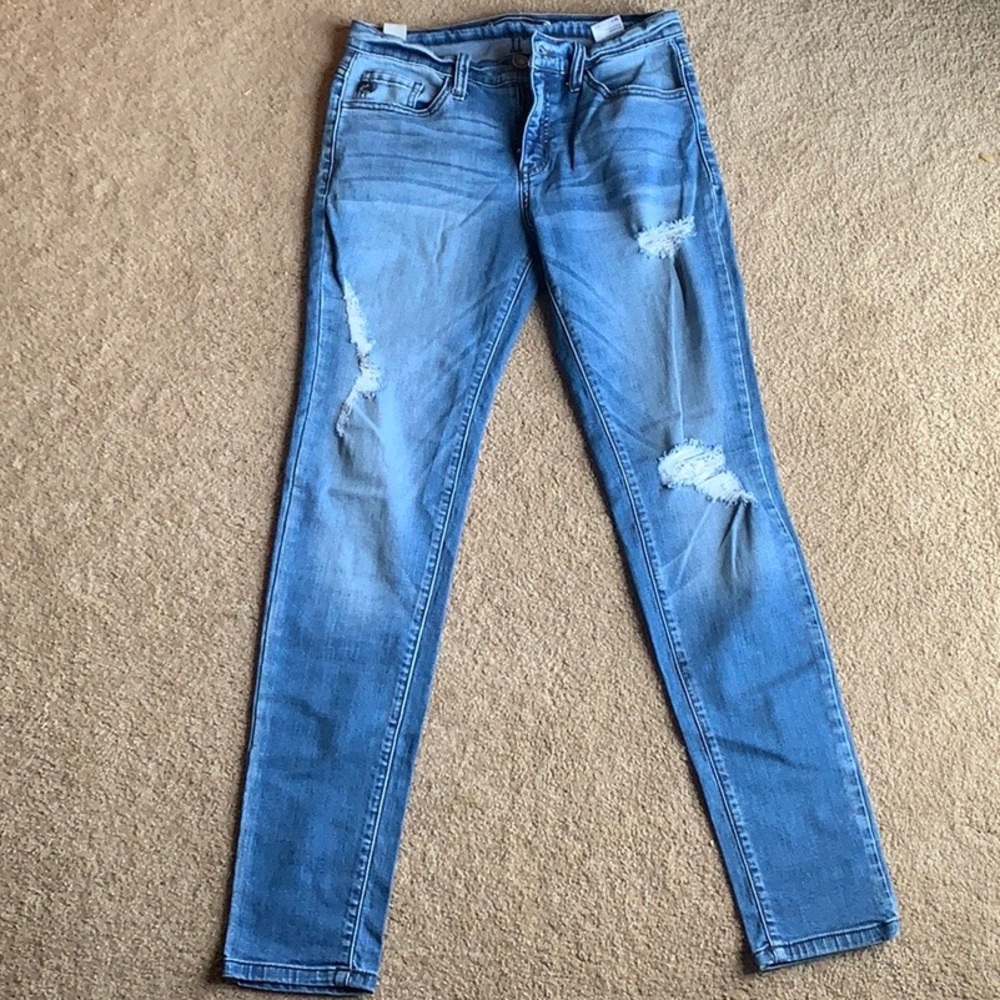 Distressed Kancan Skinny Jeans